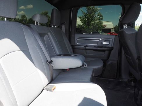 Used 2023 RAM 2500 Big Horn w/ Level 1 Equipment Group AWD/4WD image 18