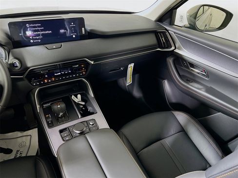 New 2026 MAZDA CX-90 3.3 Turbo w/ Preferred Package image 18