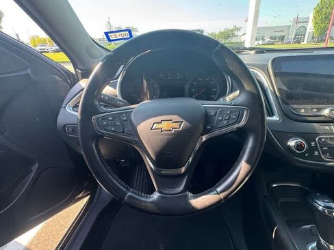 Used 2020 Chevrolet Malibu LT w/ Leather Package FWD image 20