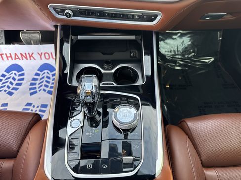 Used 2022 BMW ALPINA XB7 image 21