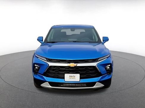 Used 2025 Chevrolet Blazer LT image 4