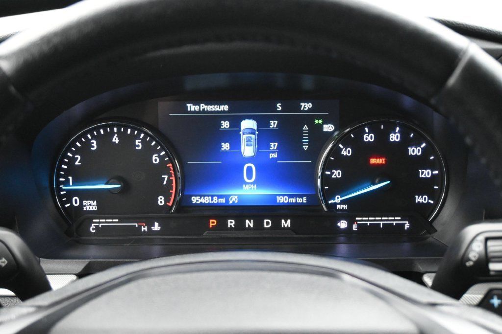 Used 2020 Ford Explorer XLT w/ Equipment Group 202A RWD image 7