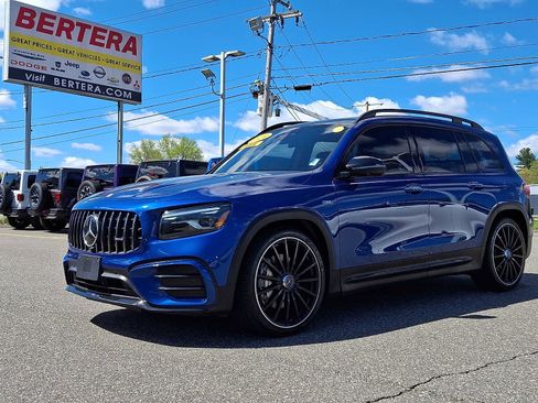Used 2024 Mercedes-Benz GLB 35 AMG 4MATIC image 3