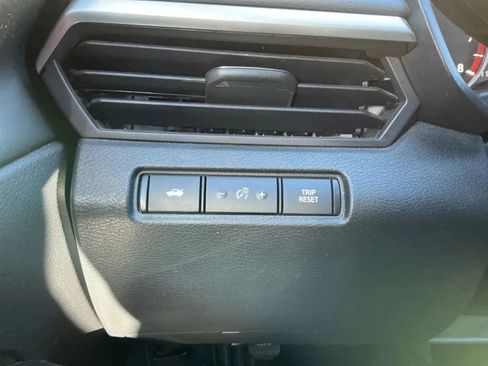 Used 2022 Nissan Altima 2.5 SV image 34