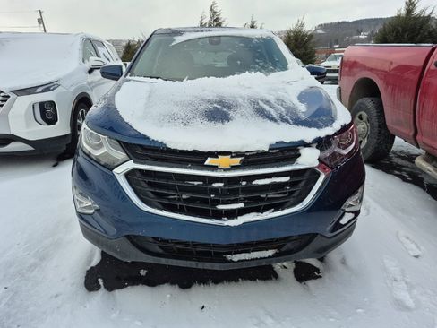 Used 2020 Chevrolet Equinox LT image 2
