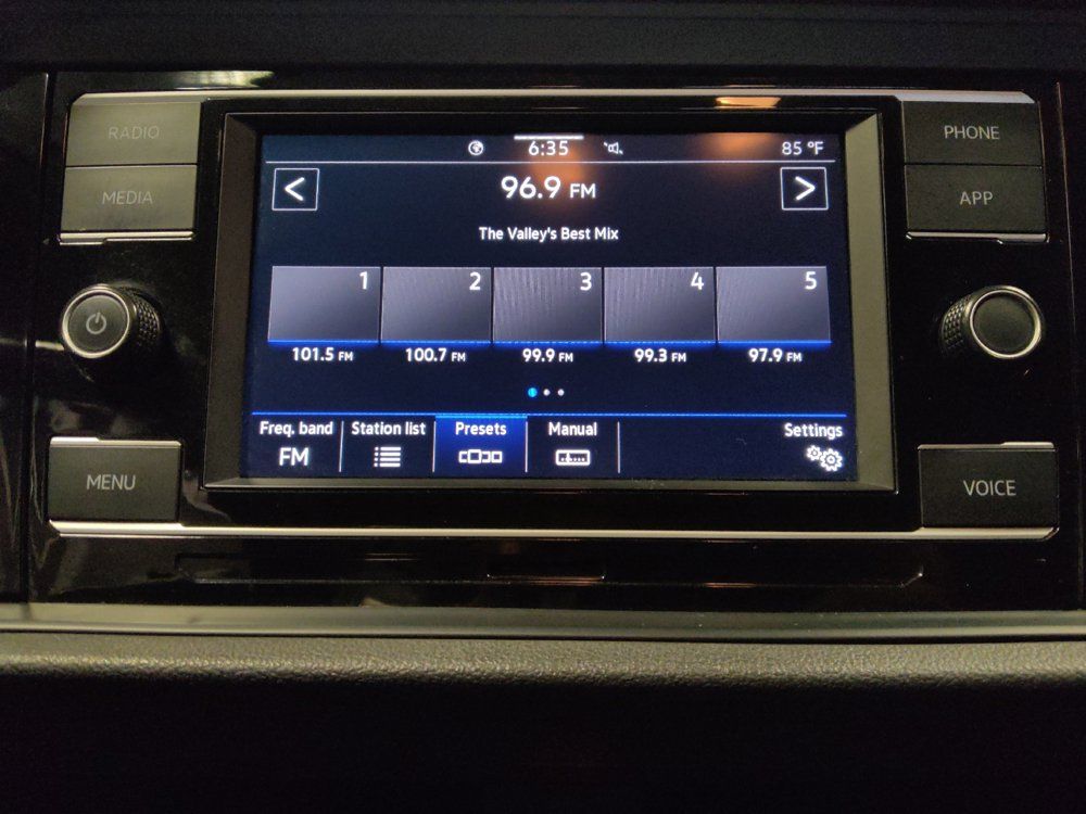 Used 2022 Volkswagen Jetta S FWD image 25