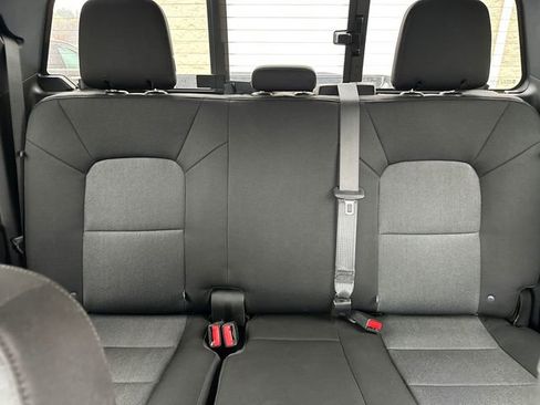 Used 2024 Chevrolet Colorado Trail Boss image 34