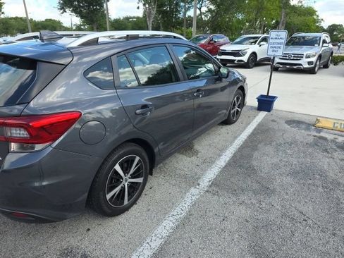 Used 2021 Subaru Impreza 2.0i Premium AWD/4WD image 3