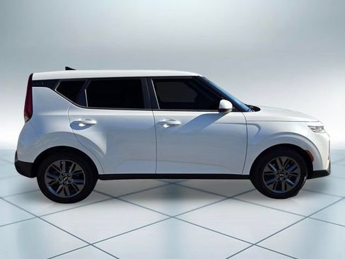Used 2021 Kia Soul S FWD image 3