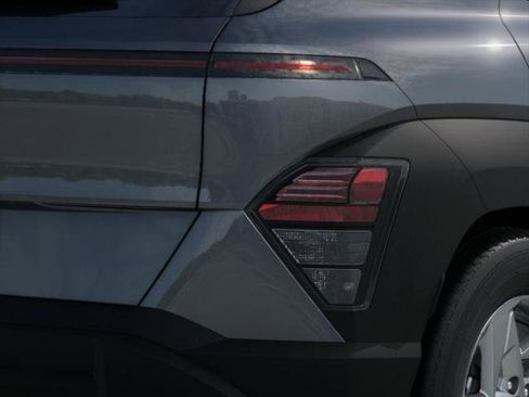 New 2026 Hyundai Kona SE FWD image 10
