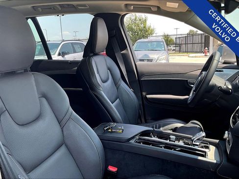 Used 2025 Volvo XC90 T8 Ultra w/ Protection Package image 8