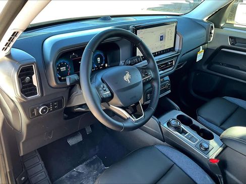 New 2025 Ford Bronco Sport Outer Banks w/ Outer Banks Tech Package+ image 8