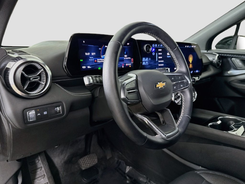 Used 2024 Chevrolet Blazer EV LT AWD/4WD image 11