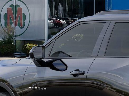 New 2026 Chevrolet Blazer LT w/ Convenience Package image 12