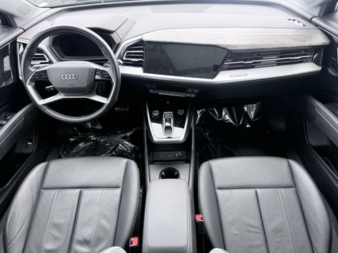 Used 2023 Audi Q4 e-tron Premium Plus w/ Premium Plus image 60