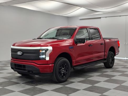 New 2025 Ford F150 Lightning XLT image 7