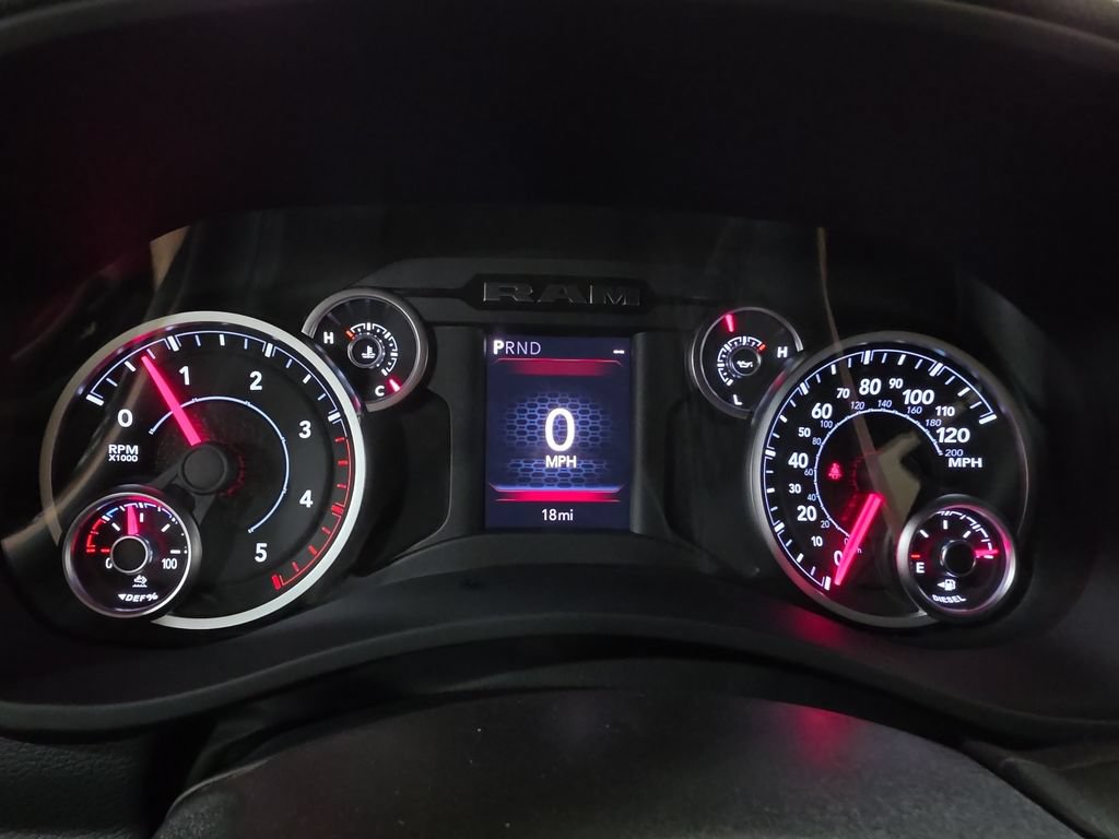 New 2027 RAM 3500 Big Horn AWD/4WD image 21