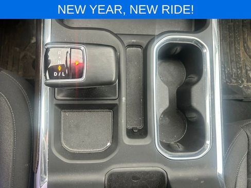 Used 2025 GMC Sierra 1500 Elevation image 16