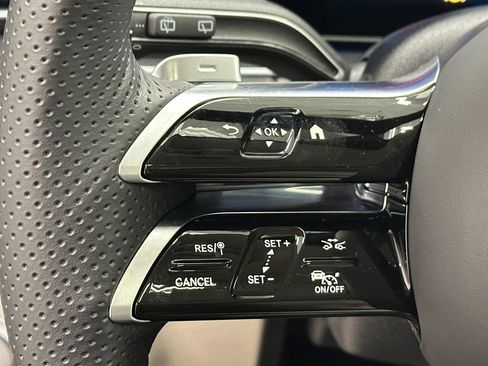 Certified 2024 Mercedes-Benz GLS 580 4MATIC image 29