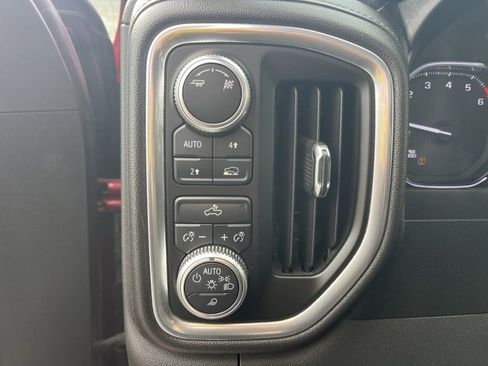 Used 2019 GMC Sierra 1500 SLE w/ SLE Value Package image 6