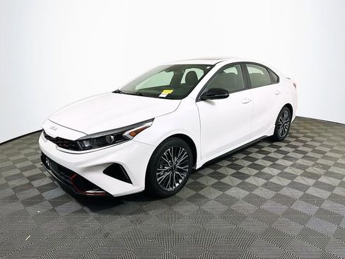 Used 2024 Kia Forte GT-Line w/ GT-Line Premium Package image 4