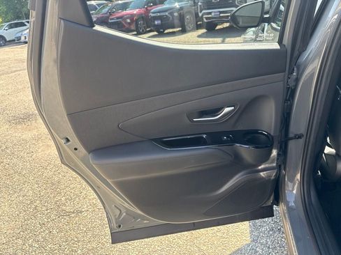 Used 2023 Hyundai Santa Cruz Limited AWD/4WD image 18