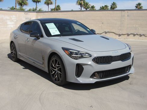 Used 2022 Kia Stinger GT-Line w/ Sun & Sound Package RWD image 2