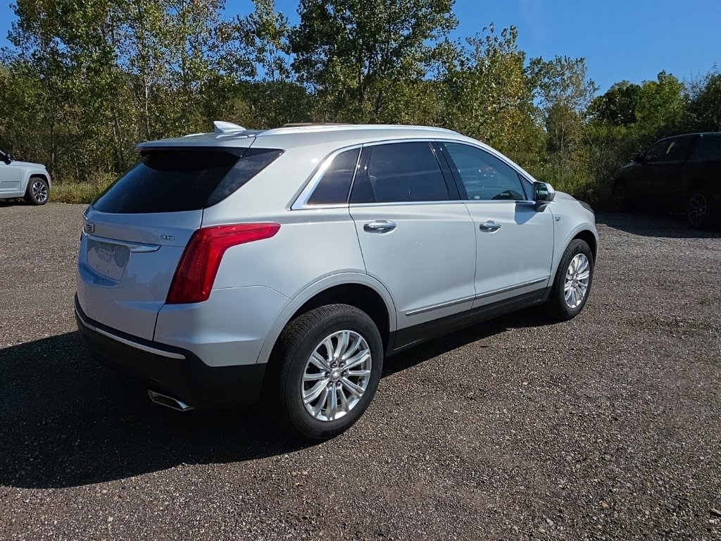 Used 2019 Cadillac XT5 FWD image 6