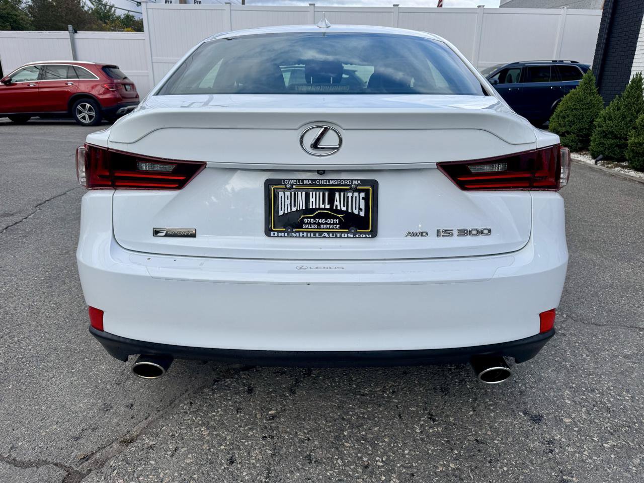 Used 2016 Lexus IS 300 AWD w/ F Sport Package image 4