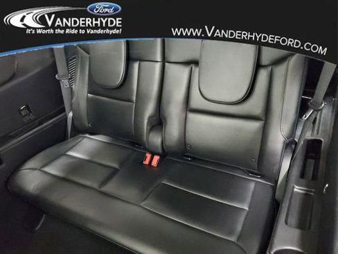 Used 2021 Ford Explorer Limited image 13