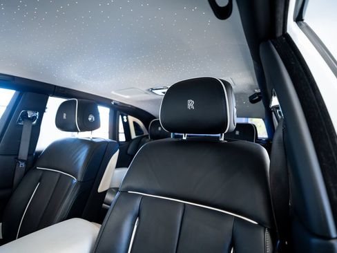 Used 2019 Rolls-Royce Phantom Sedan RWD image 31