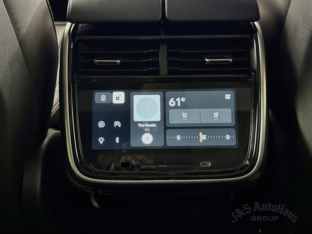 Used 2024 Rivian R1S Adventure Dual AWD/4WD image 32