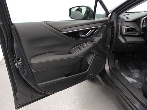 Used 2024 Subaru Outback Touring XT AWD/4WD image 9