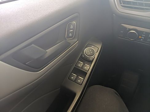 Used 2022 Ford Escape SE w/ Convenience Package image 22