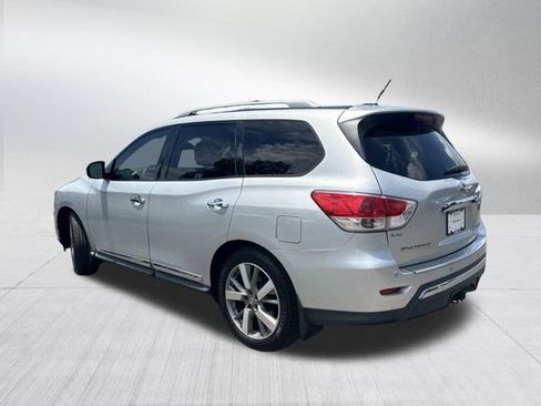 Used 2015 Nissan Pathfinder Platinum FWD image 8