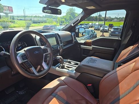 Used 2018 Ford F150 King Ranch w/ Equipment Group 601A Luxury AWD/4WD image 11