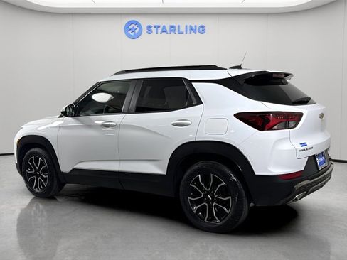 Used 2023 Chevrolet TrailBlazer ACTIV w/ Sun and Liftgate Package image 5