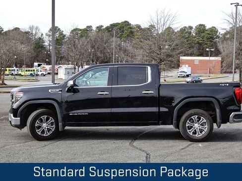 Certified 2025 GMC Sierra 1500 SLT image 4