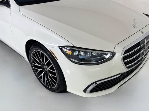 Used 2023 Mercedes-Benz S 500 4MATIC image 28