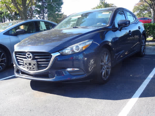 Used 2018 MAZDA MAZDA3 Touring FWD image 1