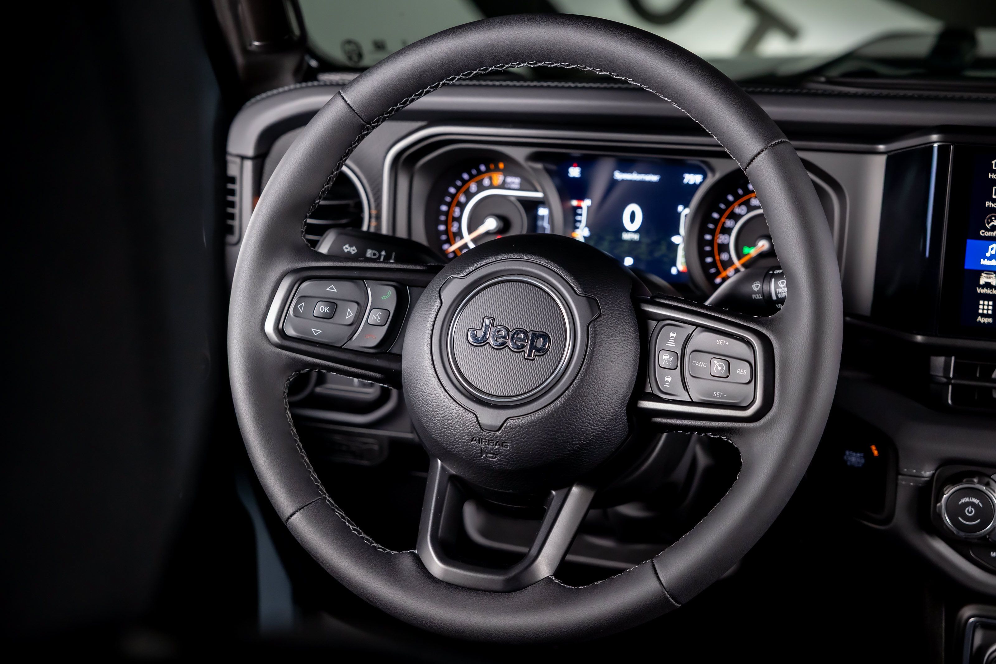 Used 2026 Jeep Gladiator Mojave AWD/4WD image 36