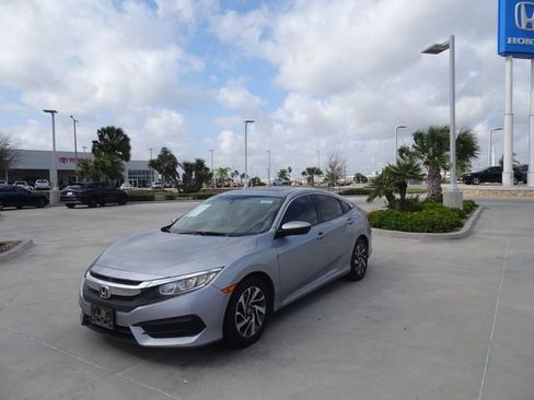 Used 2017 Honda Civic EX image 1