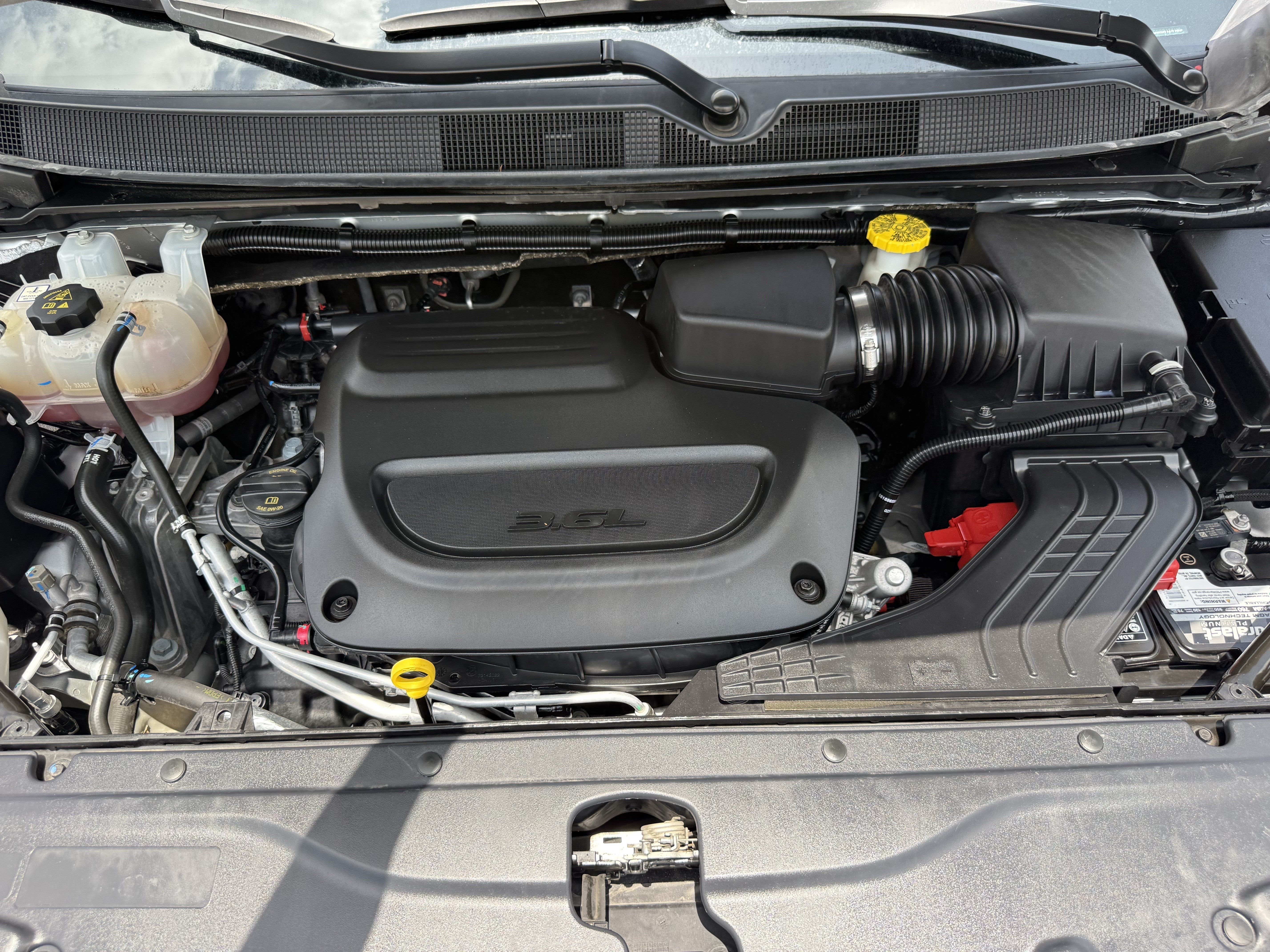 Used 2024 Chrysler Voyager LX FWD image 31