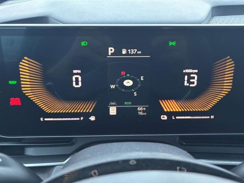 New 2026 Kia Carnival EX FWD image 34
