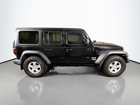 Used 2018 Jeep Wrangler Unlimited Sport S image 8