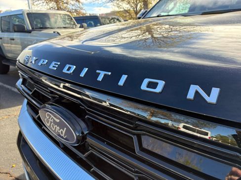 Used 2025 Ford Expedition Max Platinum image 24