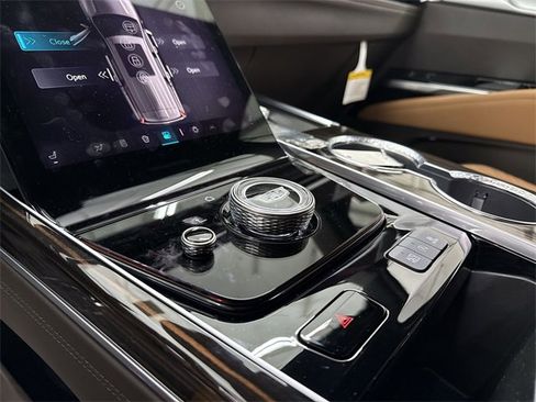 New 2026 Cadillac Escalade Luxury w/ Touring Package image 23