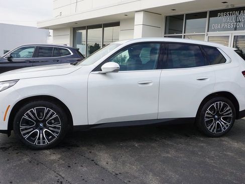 Used 2026 BMW X3 xDrive30 w/ Convenience Package image 2