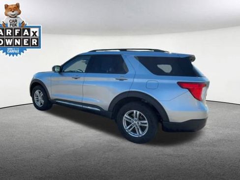 Certified 2022 Ford Explorer XLT image 8