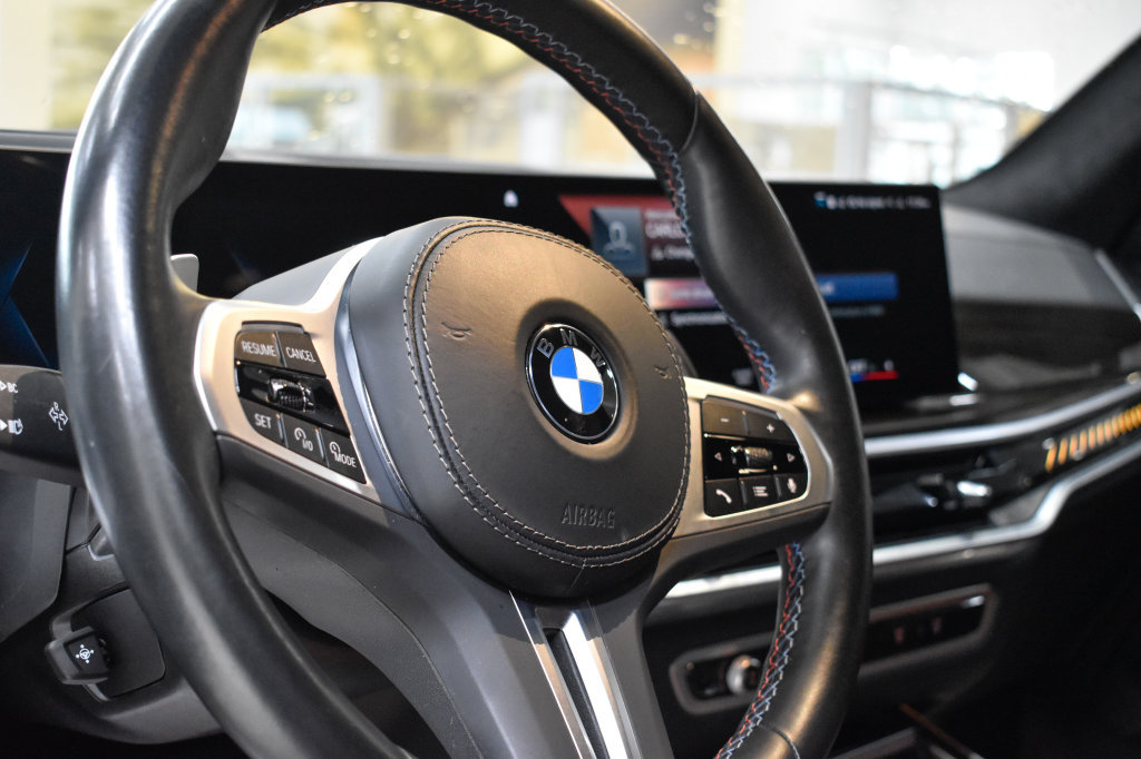 Used 2023 BMW X7 M60i w/ Executive Package AWD/4WD image 23